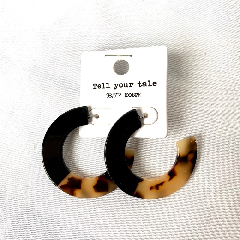 Acrylic Black Print Hoop Earring